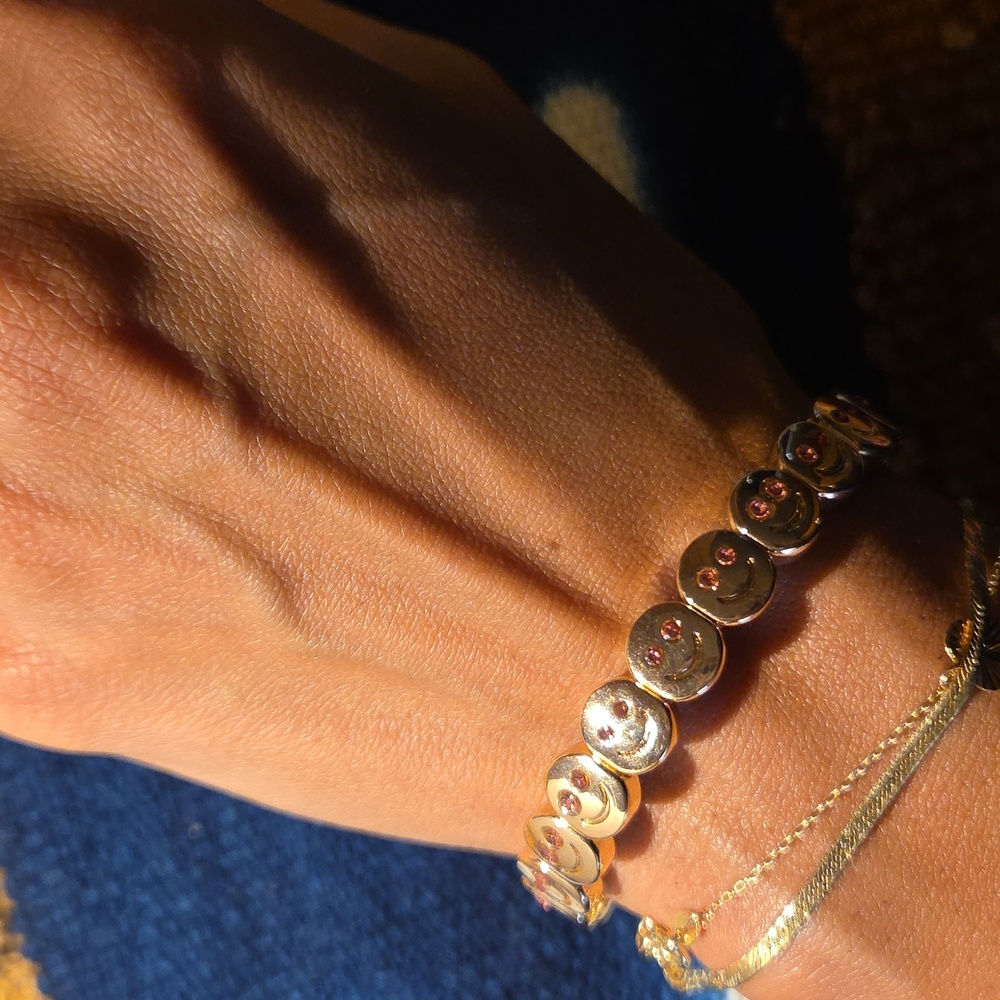 Nwt Gemstone Smiley Face Bracelet - Picture 2 of 6